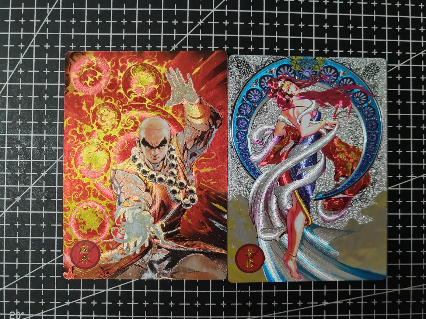 铃鹿第九期（提示一：自制卡难免瑕疵，可能存在撞角爆边等出厂瑕疵，介意慎拍；提示二：参拍请慎重，跑单押金不退的））