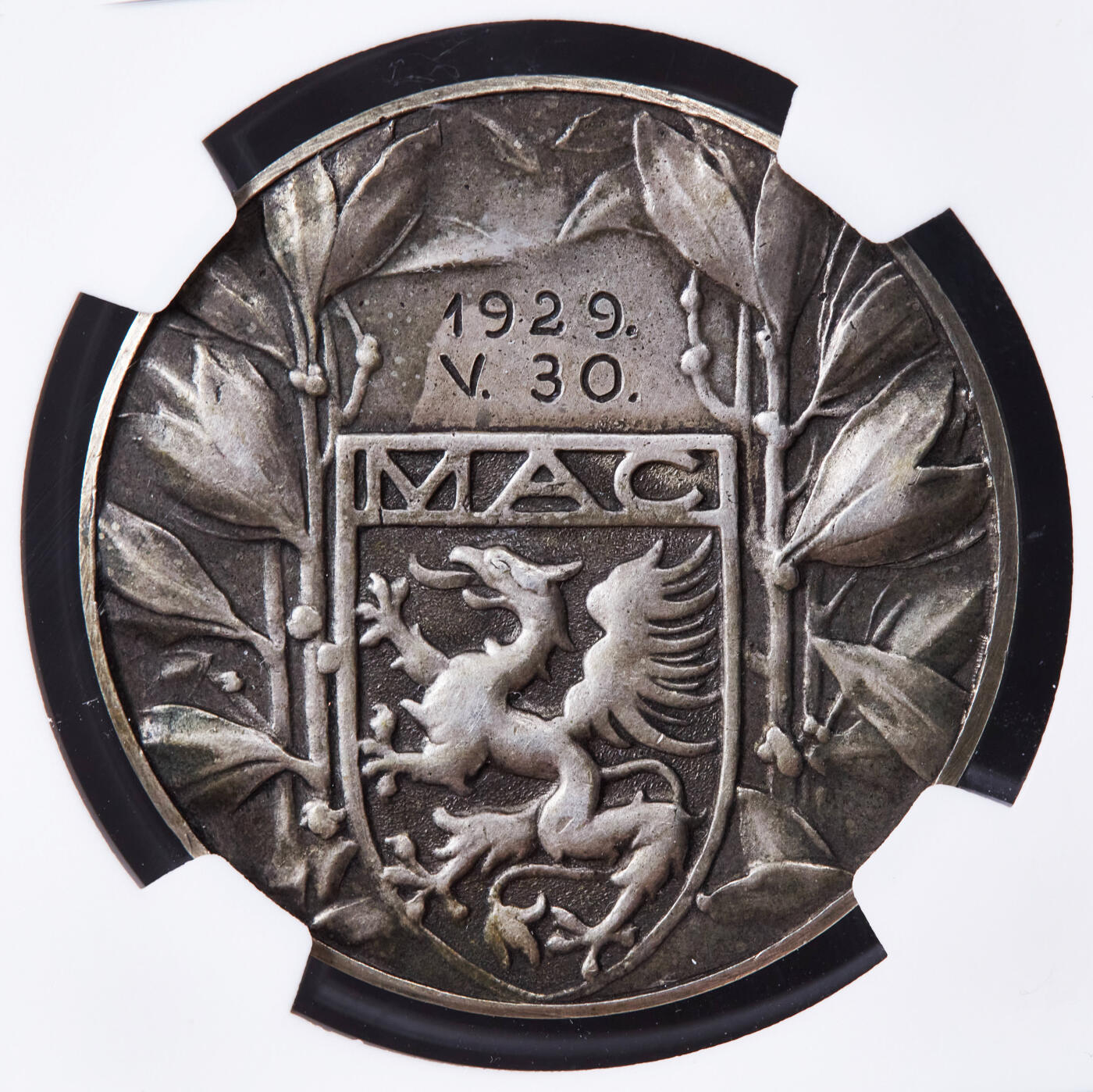 【俄甄集藏】2025年(044)11-12星期三晚 19:30 全场包邮 匈牙利1929年布达佩斯匈牙利人竞技足球俱乐部银质奖章，NGC MS MS62，酱彩老包浆，高浮雕，少见品种