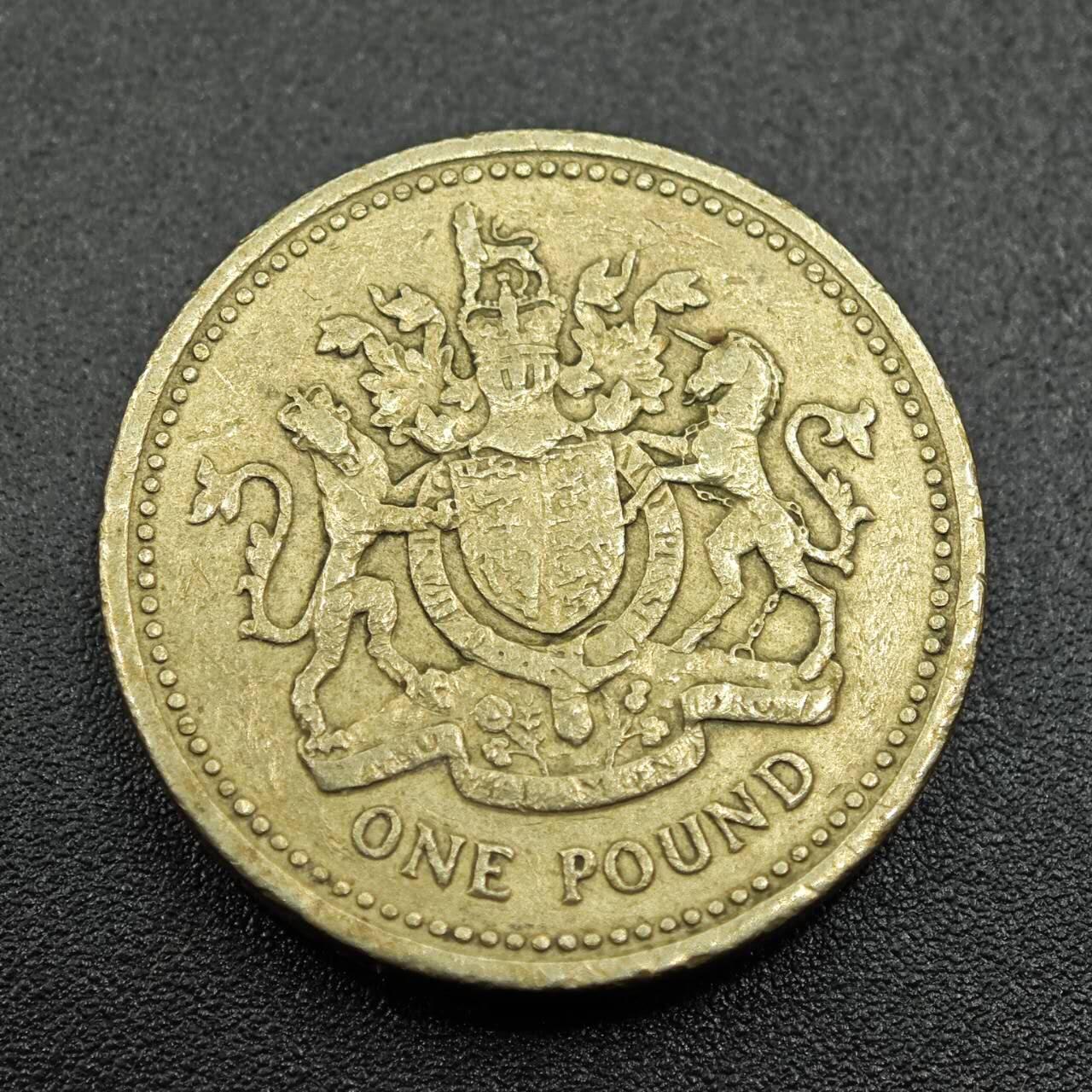 【淘币小摊】实时拍第七百八十一拍   散币场   满百包邮可预留二周 每周一统一发货   英国1983年一镑铜币