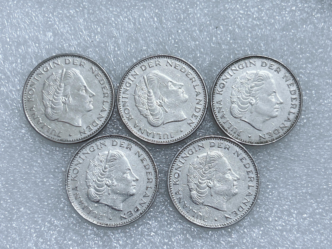 第一海外回流一元起拍收藏 散集专场  第260期 荷兰2.5盾硬币 朱丽安娜 5枚