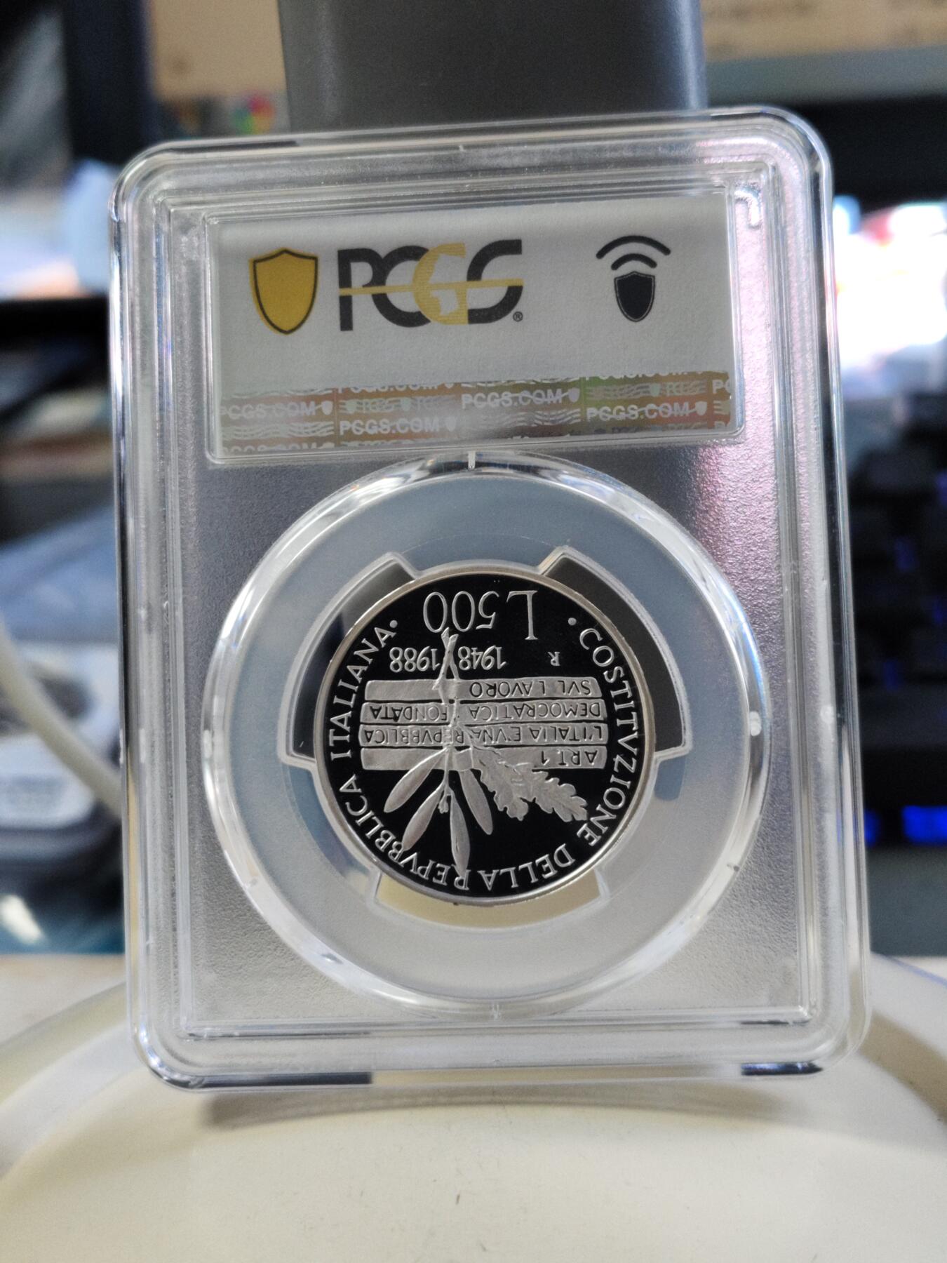 第180期拍卖【长期征集拍品】【北京币展专场】 意大利1988年国家宪法颁布五十周年精制纪念银币PCGS-PR69,835银，11克