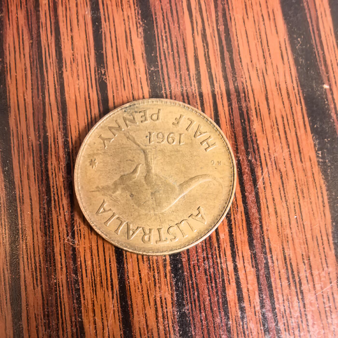 泡泡币外币第十八场可代拍15038385335微信 1961年澳大利亚袋鼠币。