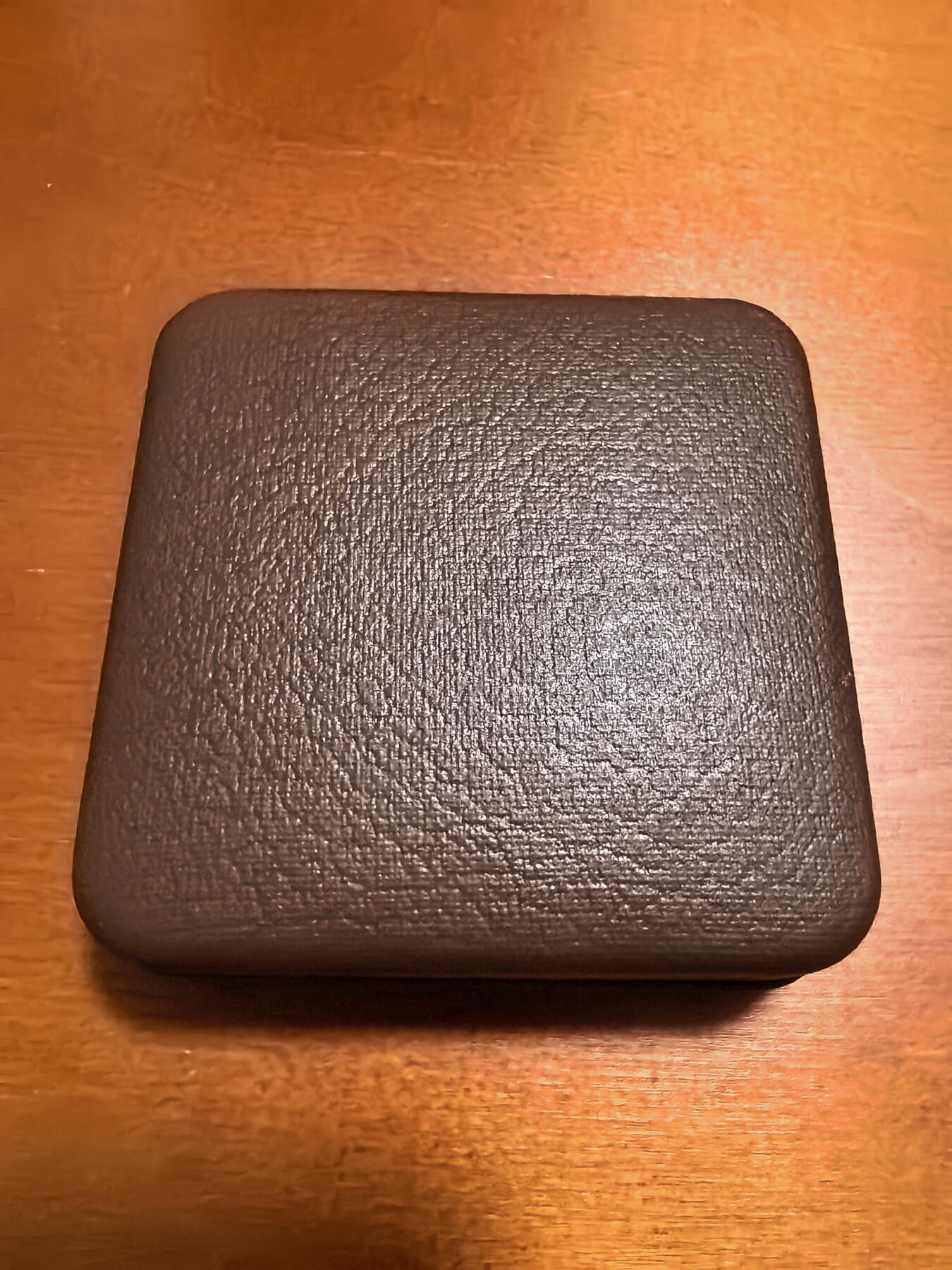 长老汇蛇年精选第六十九场拍卖 1983塞舌尔金银币发行5周年20卢比精制银币，19.44克925银，盒证全，5000枚，英国皇家造币厂