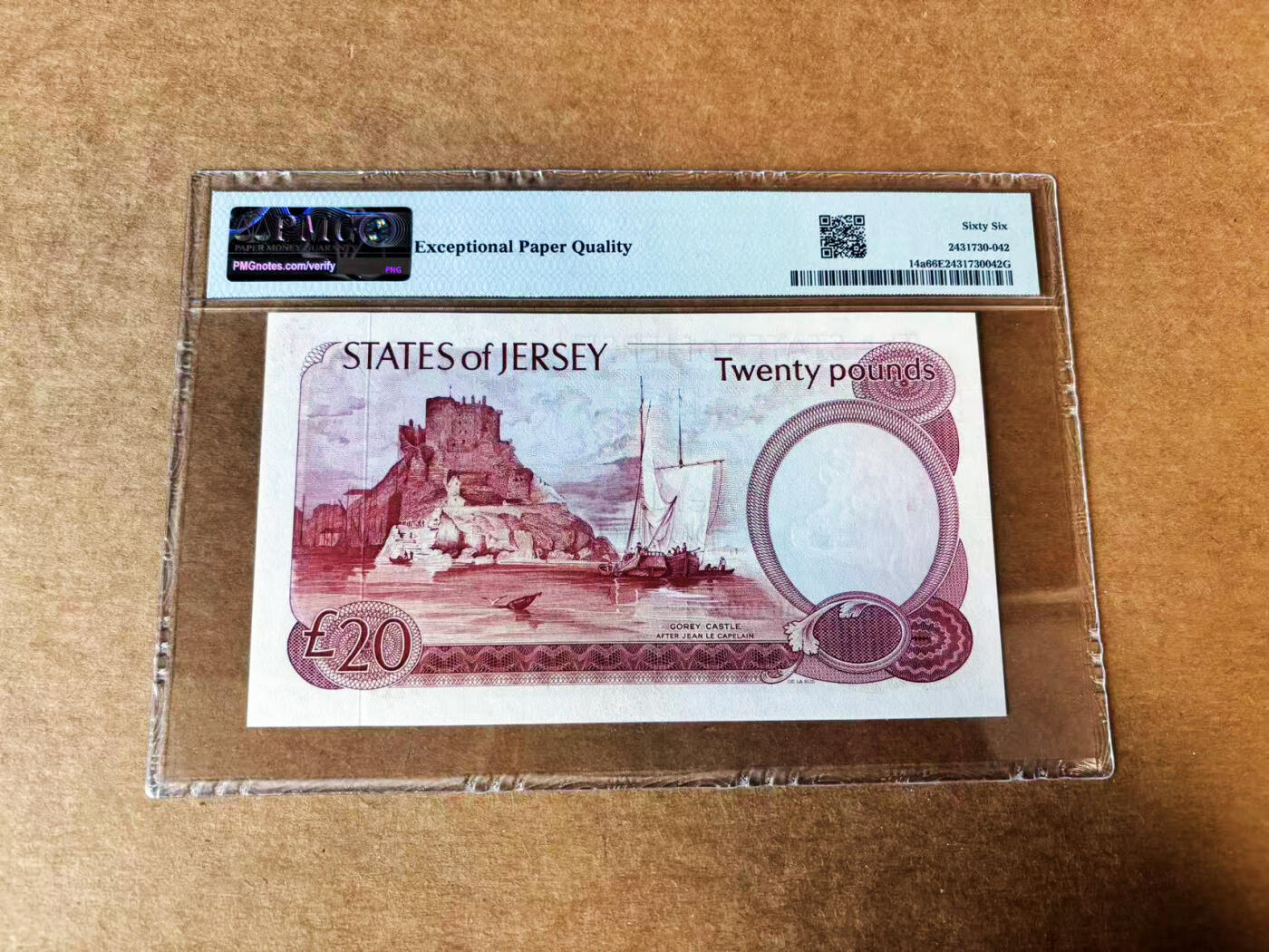 【Blue Auction】世界纸币精拍第744期——18级TOP拍卖/信誉/品质/专业/高效💫 【AB首发冠百位小号】泽西 1976-88年20镑 高冠女王 背面大场景设计精美 PMG66EPQ 