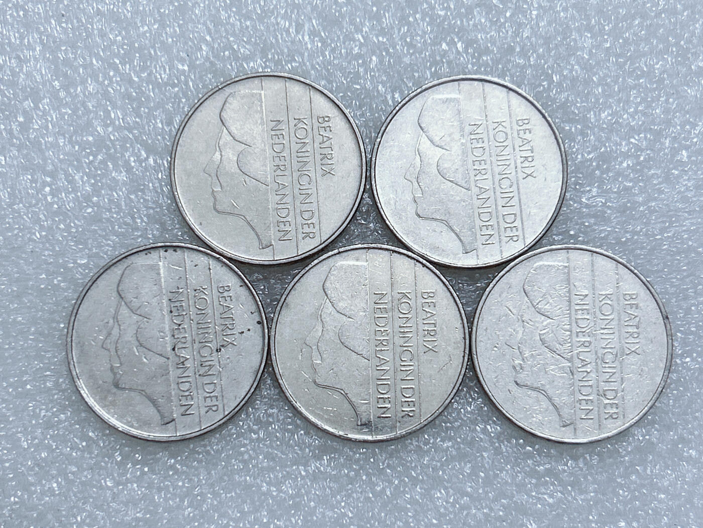 第一海外回流一元起拍收藏 散集专场  第260期 荷兰2.5盾硬币 贝娅特丽克丝女王 5枚