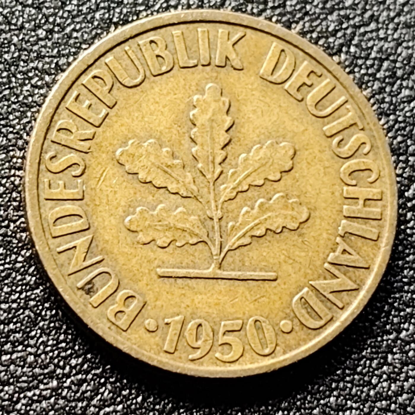 泉币菌-第121场-精品福利场 少见 早期币 德国1950年 10芬尼硬币