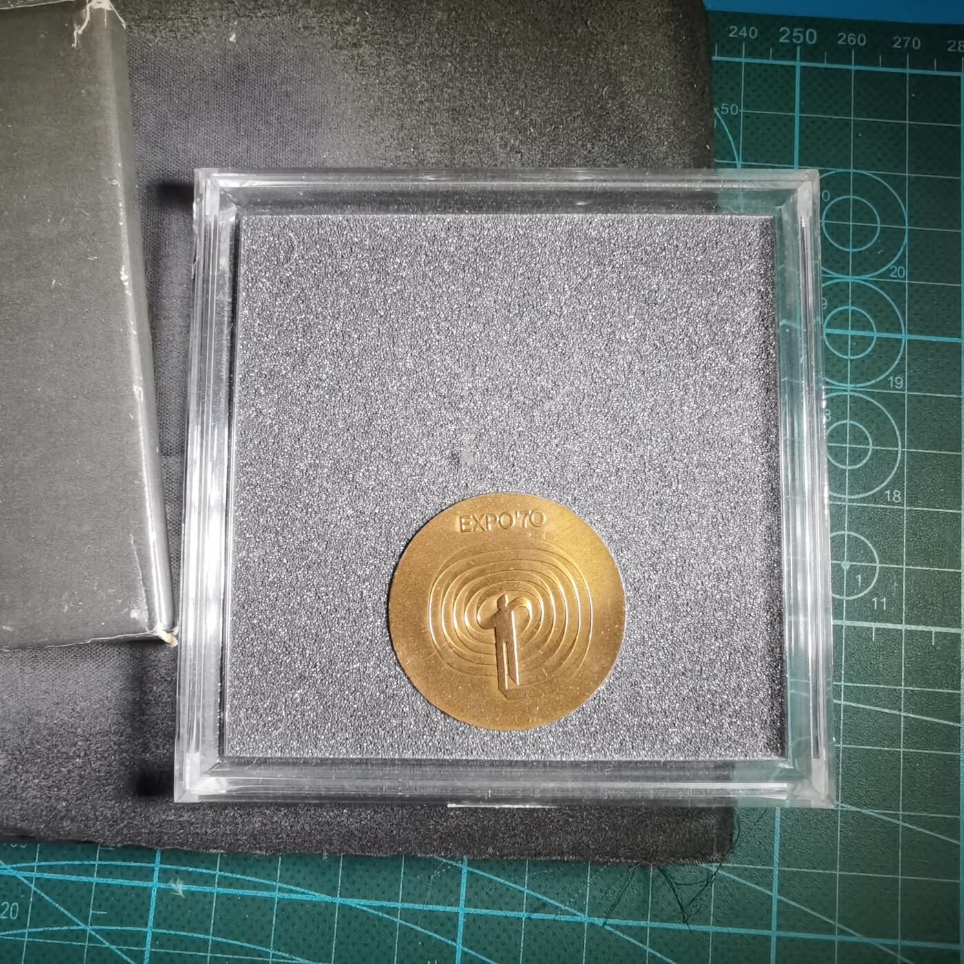 沼泽如烟--第885场 1970年世博会纪念章