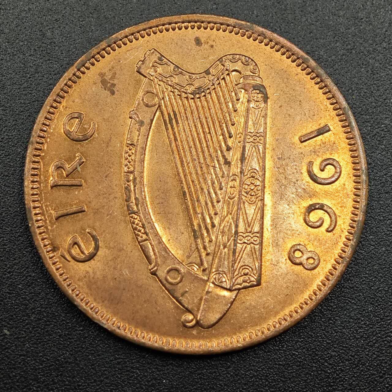 【淘币小摊】实时拍第七百八十一拍   散币场   满百包邮可预留二周 每周一统一发货   爱尔兰1968年一便士铜币