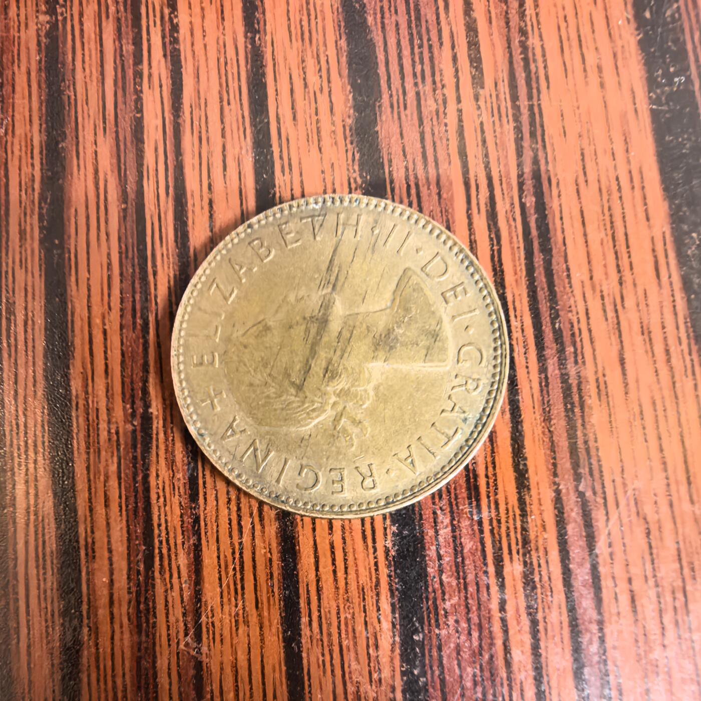 泡泡币外币第十八场可代拍15038385335微信 1954年澳大利亚袋鼠币。