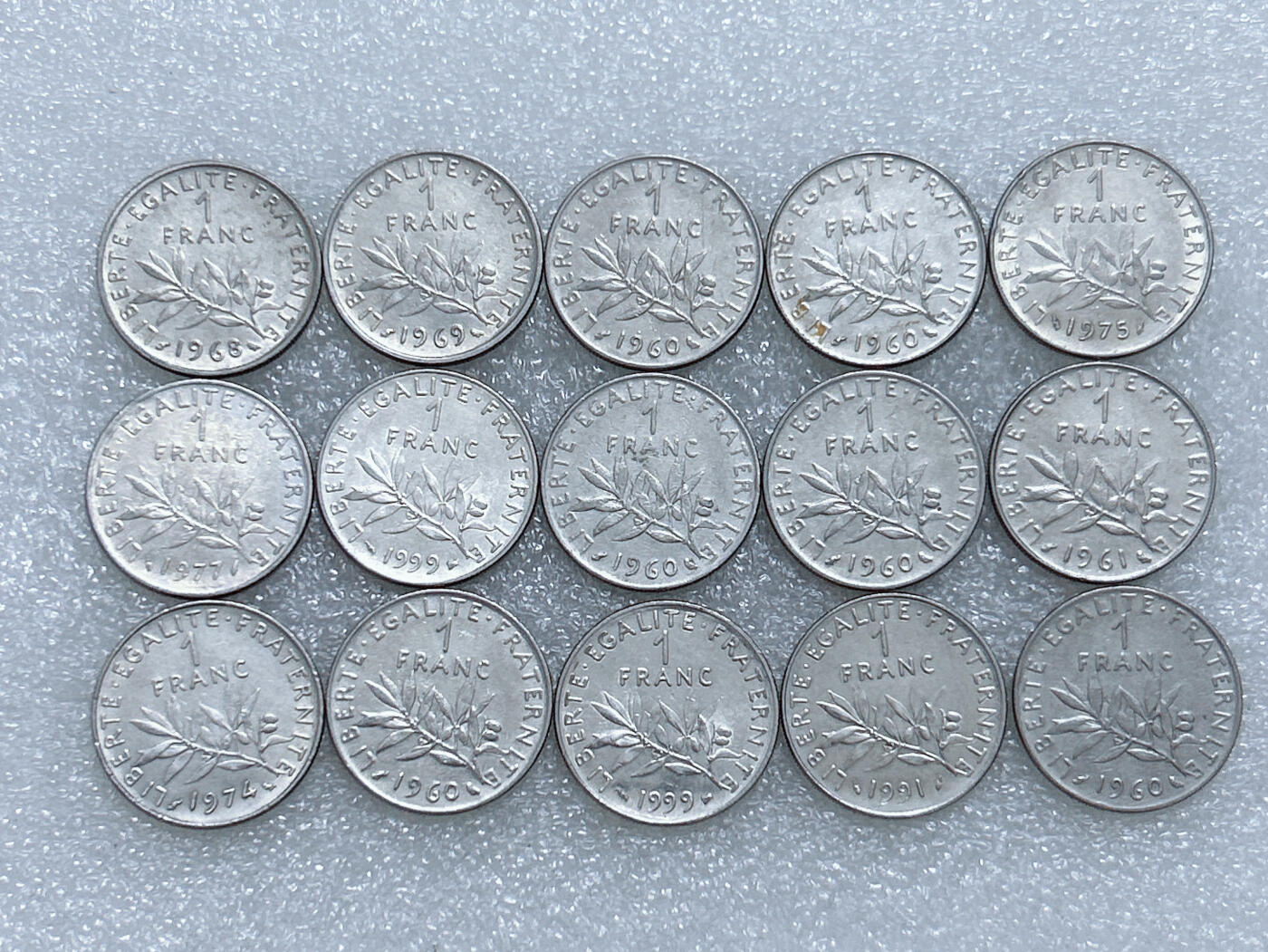 第一海外回流一元起拍收藏 散集专场  第260期 法国1法郎硬币 15枚