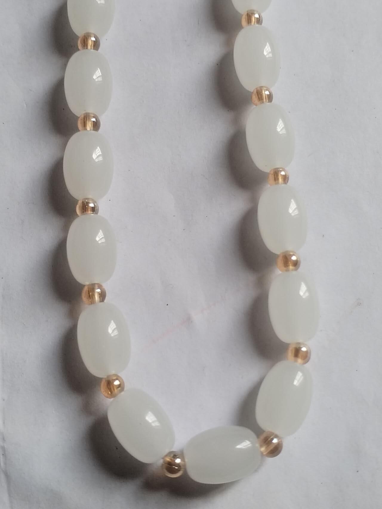 玉石 手镯 手串 手链 和田白玉项链。