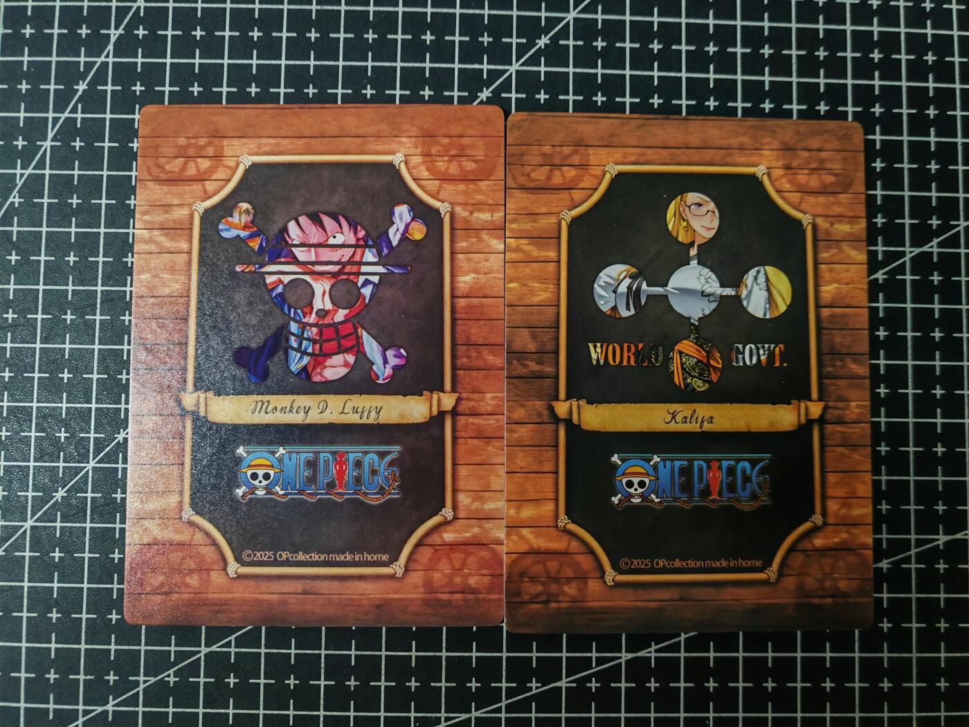 铃鹿第九期（提示一：自制卡难免瑕疵，可能存在撞角爆边等出厂瑕疵，介意慎拍；提示二：参拍请慎重，跑单押金不退的）） 奇点路飞卡莉法粗闪对卡