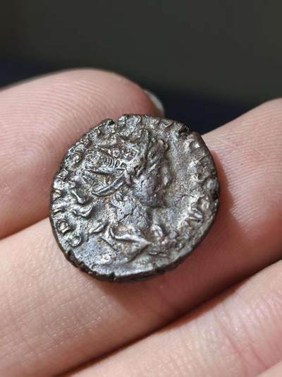 星盘世界钱币十一月五日古典币专场 - 少见品种！古罗马帝国泰特里库斯二世，AD272-273