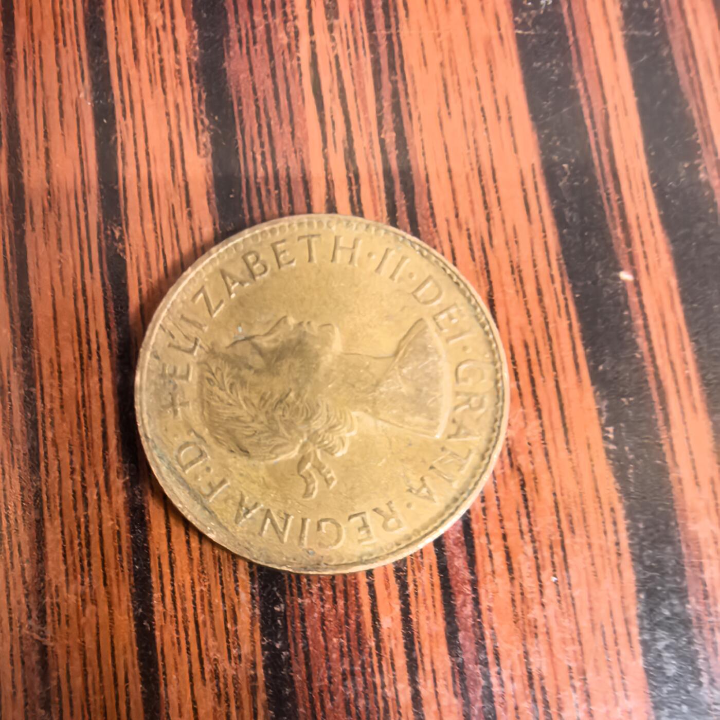 泡泡币外币第十八场可代拍15038385335微信 1960年澳大利亚袋鼠币。