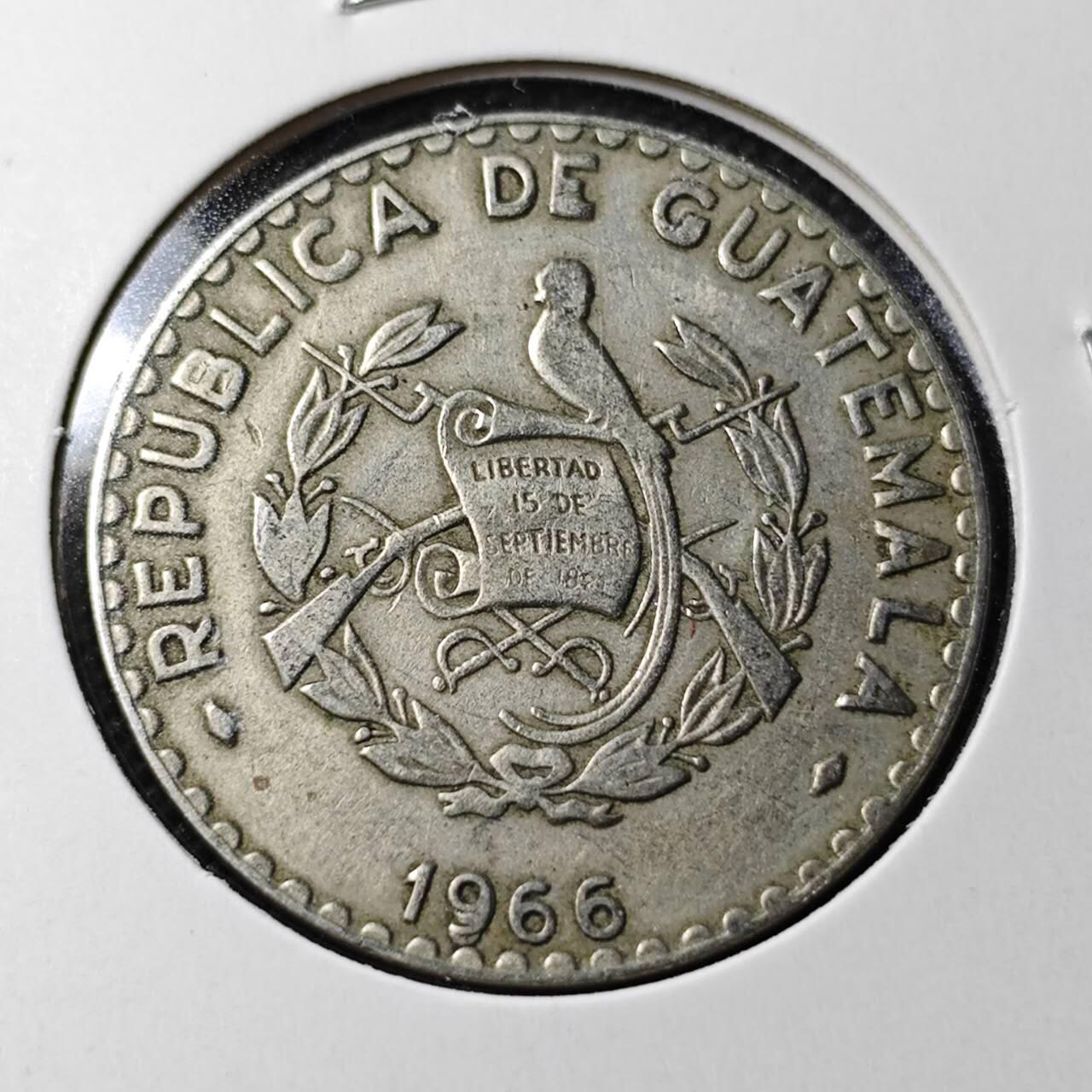 KK钱币收藏小铺  第361场  2月预留时间 周末发货  1966危地马拉25分 年份叠打?