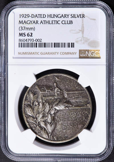 【俄甄集藏】2025年(044)11-12星期三晚 19:30 全场包邮 - 匈牙利1929年布达佩斯匈牙利人竞技足球俱乐部银质奖章，NGC MS MS62，酱彩老包浆，高浮雕，少见品种
