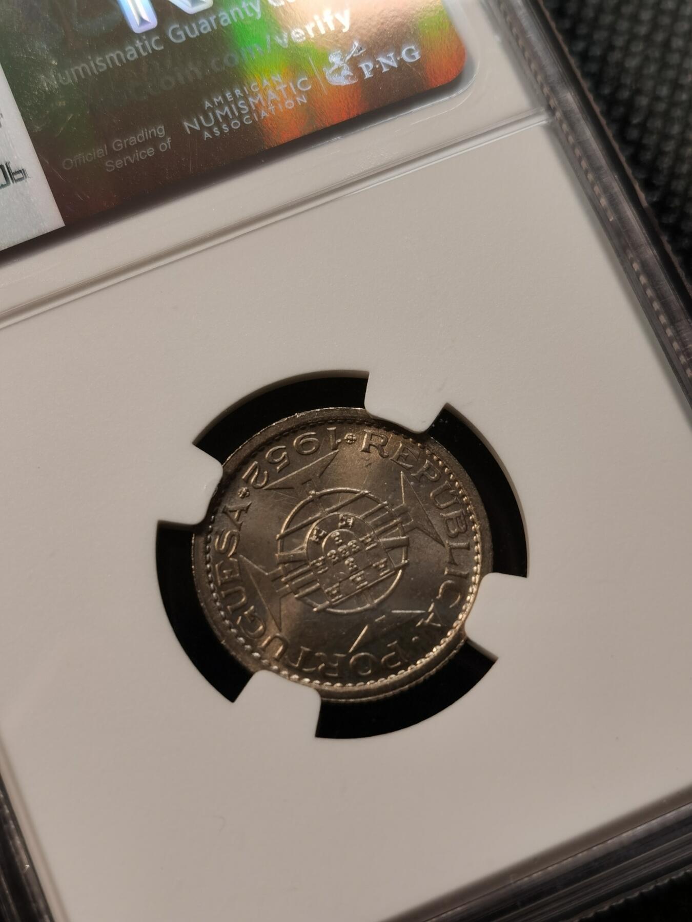 甄臻铺-世界币章拍卖（第37期），送拍享返佣金等优惠多多