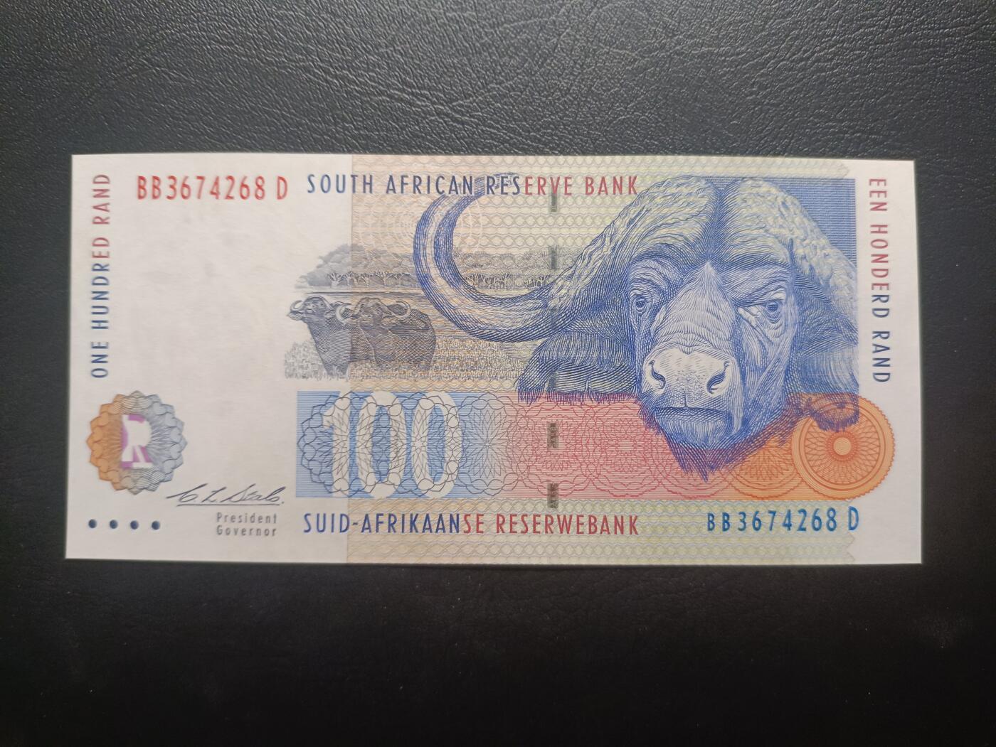2025十一月第一期，总199期 南非1994年100兰特UNC-，少见首签首年份，非洲野牛和斑马迁徙