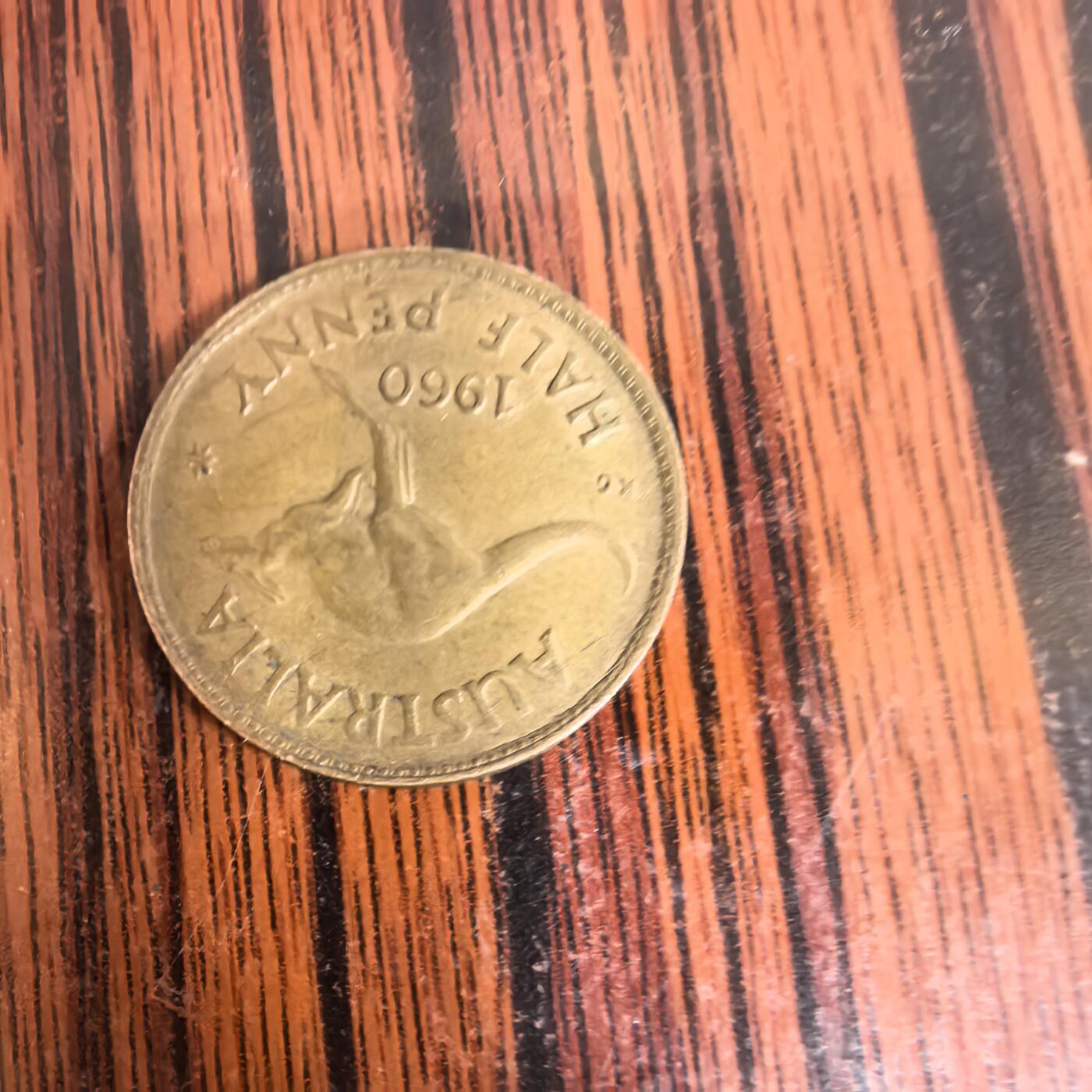 泡泡币外币第十八场可代拍15038385335微信 1960年澳大利亚袋鼠币。