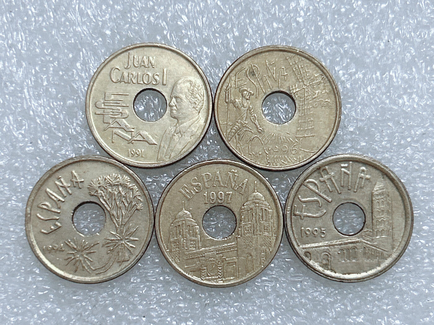 第一海外回流一元起拍收藏 散集专场  第260期 西班牙不同版本25比塞塔黄铜币 5枚