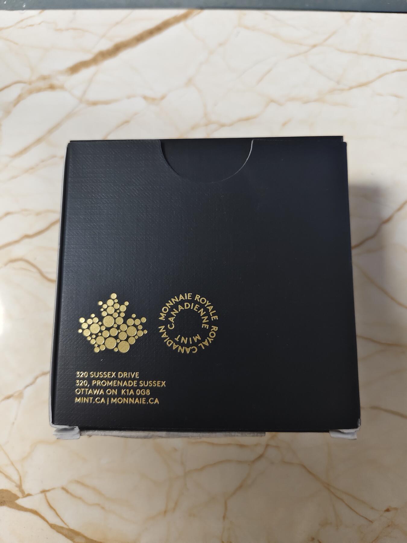 第180期拍卖【长期征集拍品】【北京币展专场】 加拿大2022年伊丽莎白二世钻石皇冠头饰纪念银币，9999银，发行4500枚