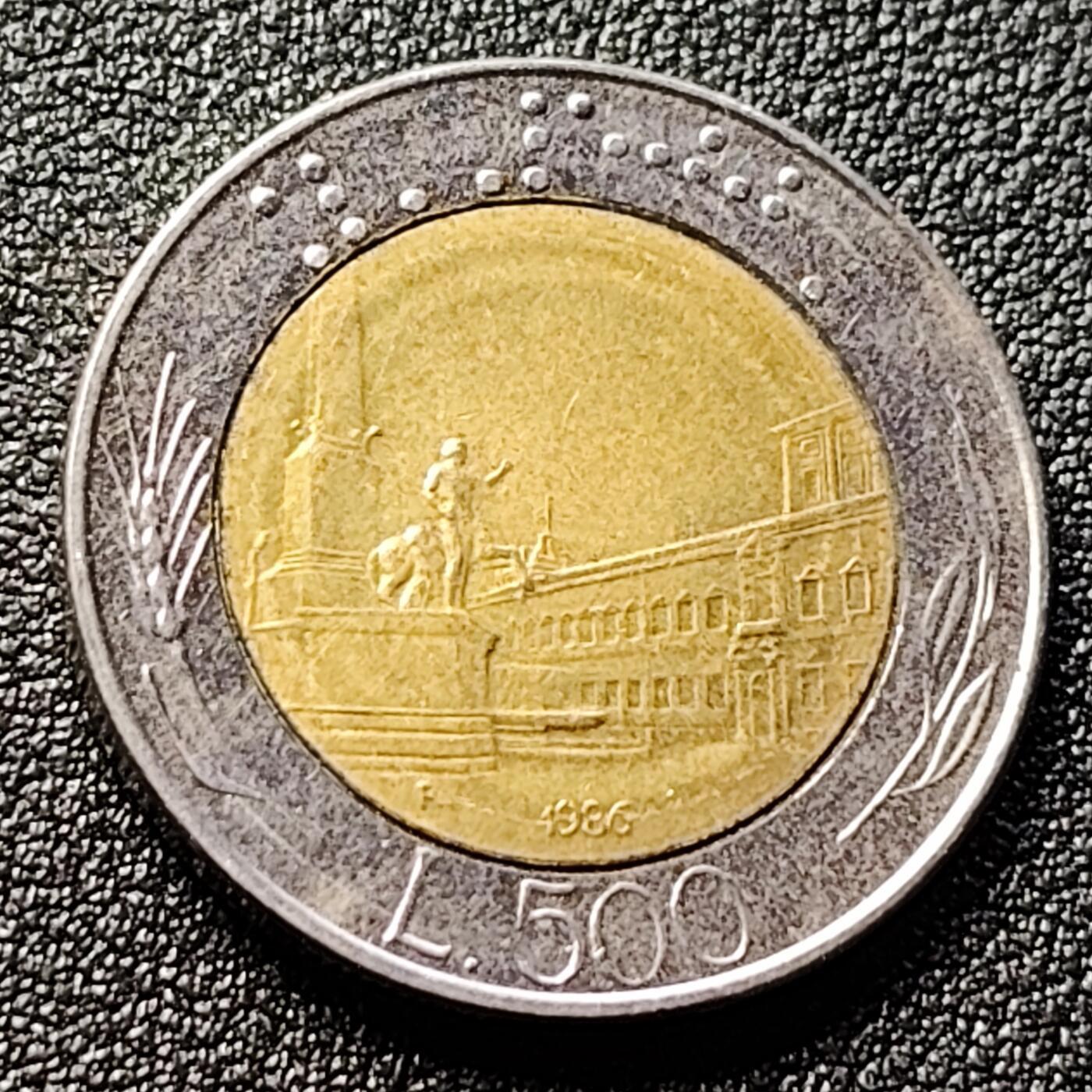 泉币菌-第121场-精品福利场 意大利1986年500里拉 双色币 双金属硬币 25.8mm欧洲