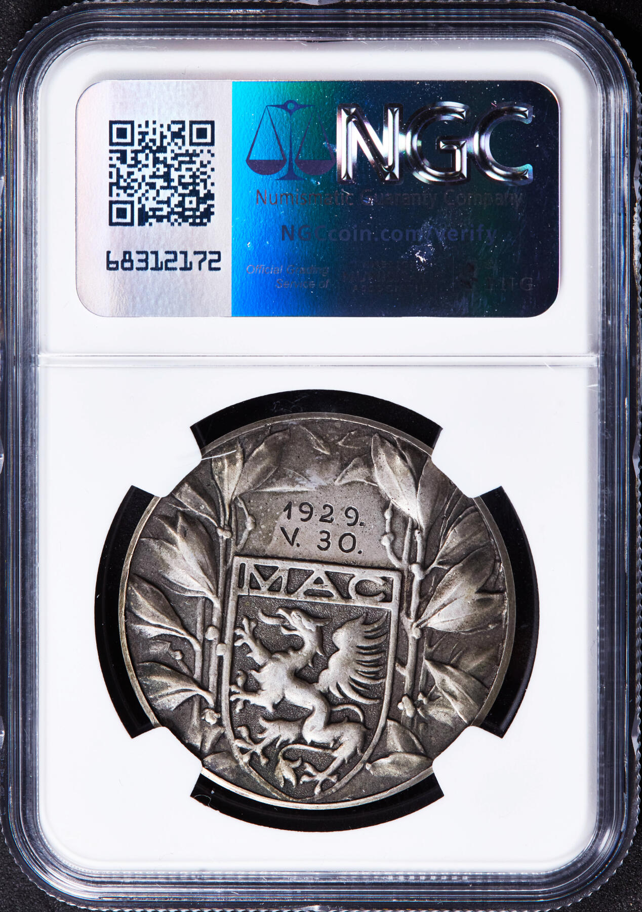 【俄甄集藏】2025年(044)11-12星期三晚 19:30 全场包邮 匈牙利1929年布达佩斯匈牙利人竞技足球俱乐部银质奖章，NGC MS MS62，酱彩老包浆，高浮雕，少见品种