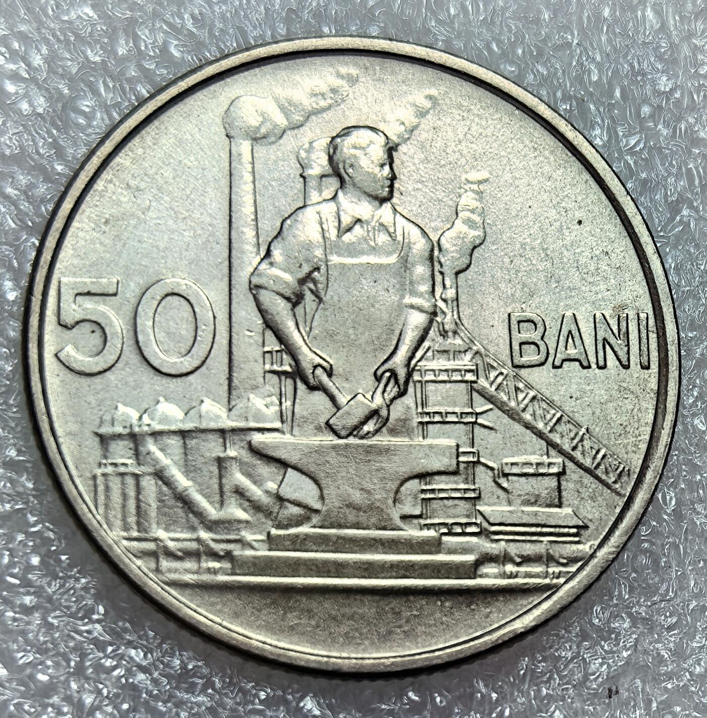 埃及、德属东非、匈牙利、葡萄牙、沙俄古银币古铜币，周五晚上九点倒数截拍，满百包邮，可寄存半年，喜欢朋友微信扫描二维码可直接参拍 全新罗马尼亚1956年50巴尼km86