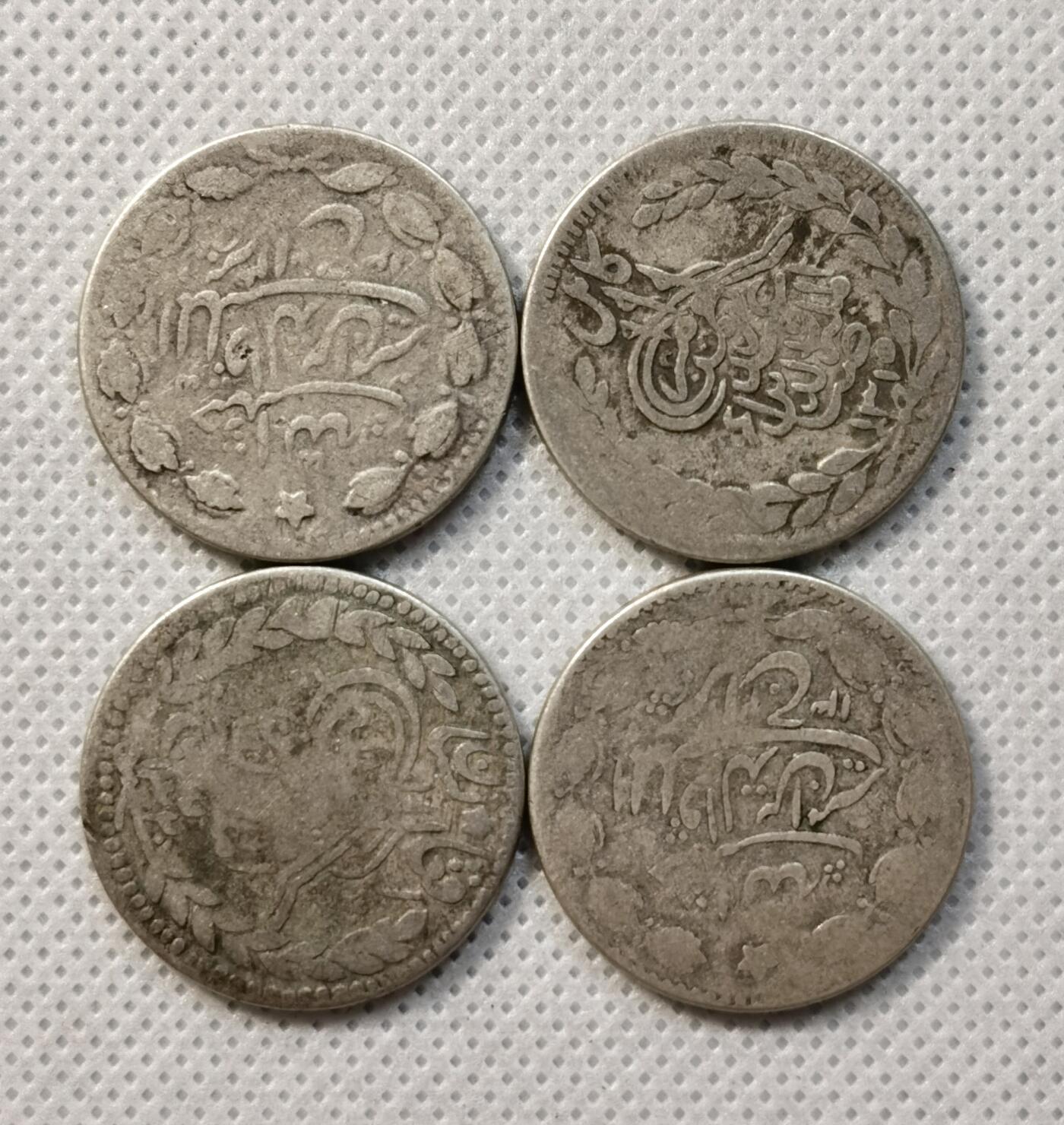 甄臻铺-世界币章拍卖（第37期），送拍享返佣金等优惠多多 阿富汗1897-1904年1卢比银币4枚 总重35.8克