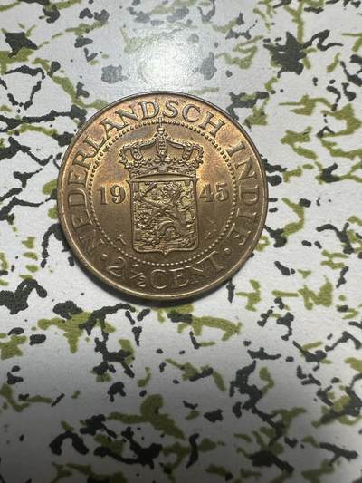 外国钱币，章 - 荷属东印度1945年2.5分，原光