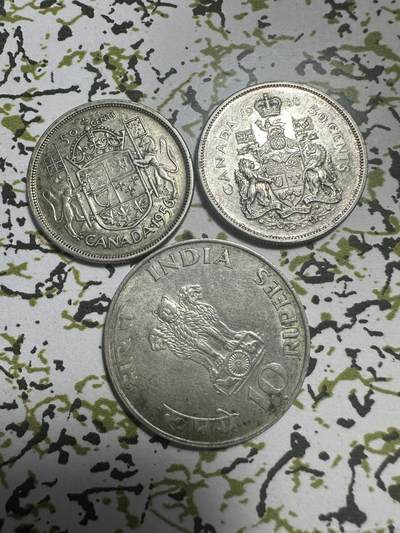外国钱币，章 加拿大50分银币，印度甘地10卢布银币，0.8成银，38.3g