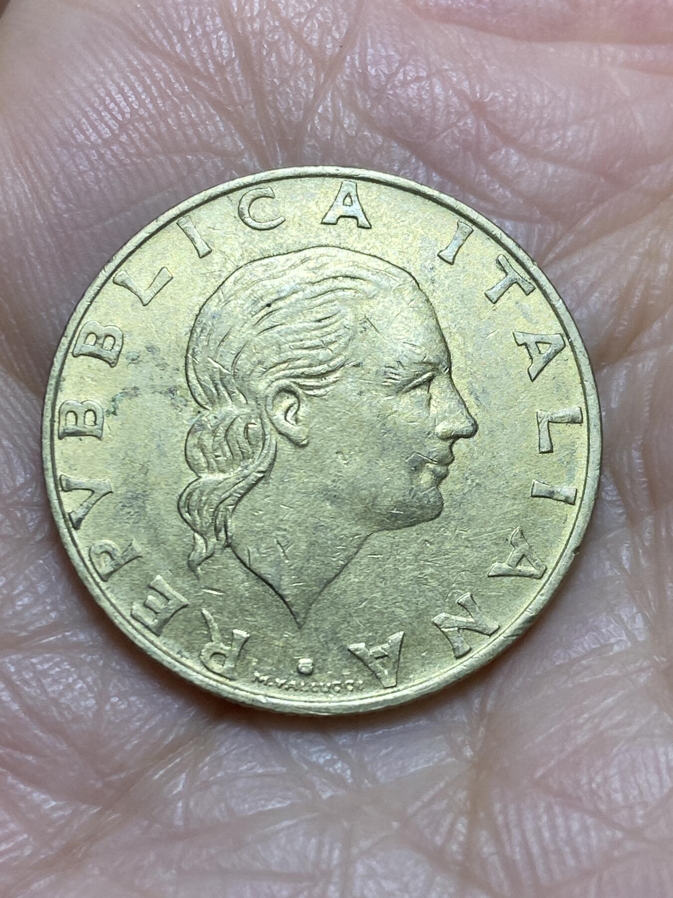 2025年第一百二十场(总第一百四十六场）外国好品散币(免佣金) 意大利🇮🇹1994年200里拉(宪兵队180周年纪念币)