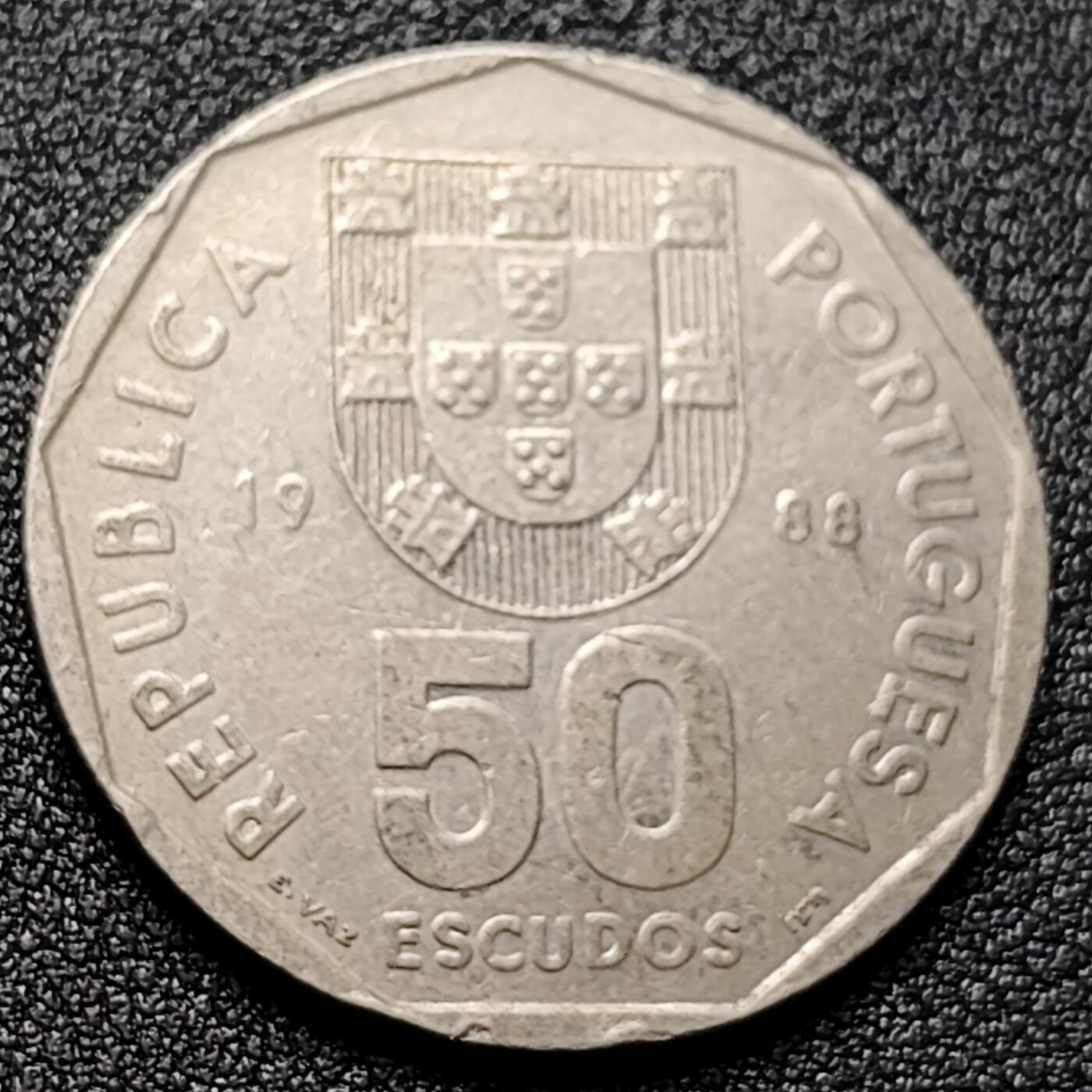 泉币菌-第120场-精品福利场 葡萄牙 1988年 50埃斯库多白铜硬币 帆船 鱼31mm绝版保真钱币收藏