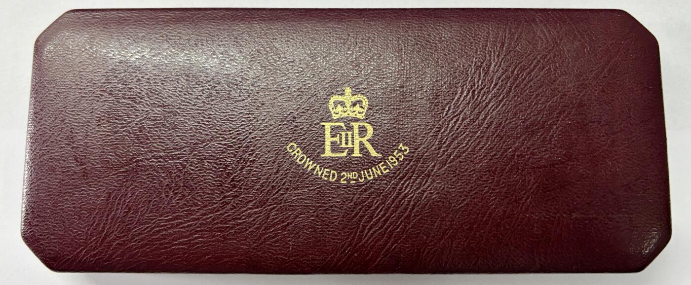 【雨安】【世界币章112-113期】周五/周六 两场连拍 2025-10-31 周五 19:30 保真 8秒倒数自动落锤 高效拍卖  [现代套币] Great Britain 英国套币 精制套币 1953年