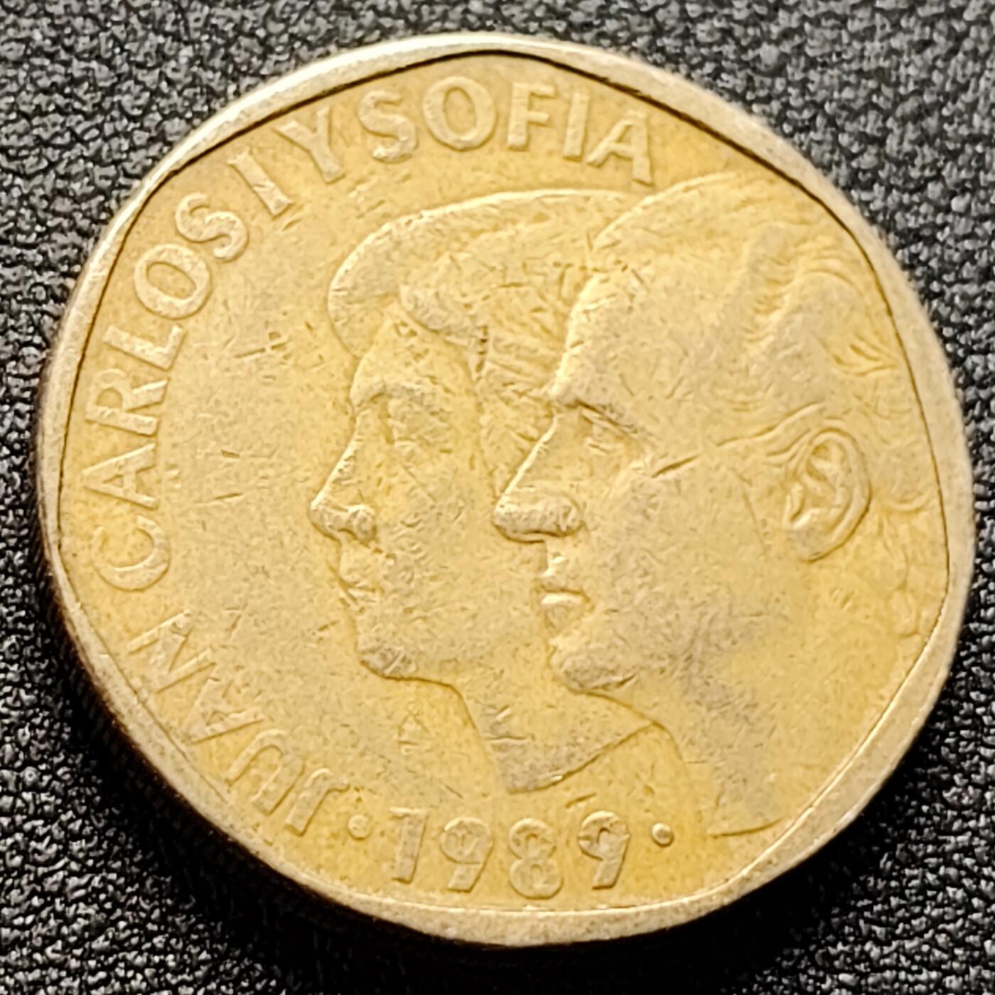 泉币菌-第121场-精品福利场 西班牙1989年 卡洛斯苏菲亚夫妇 500比塞塔铜币28mm 