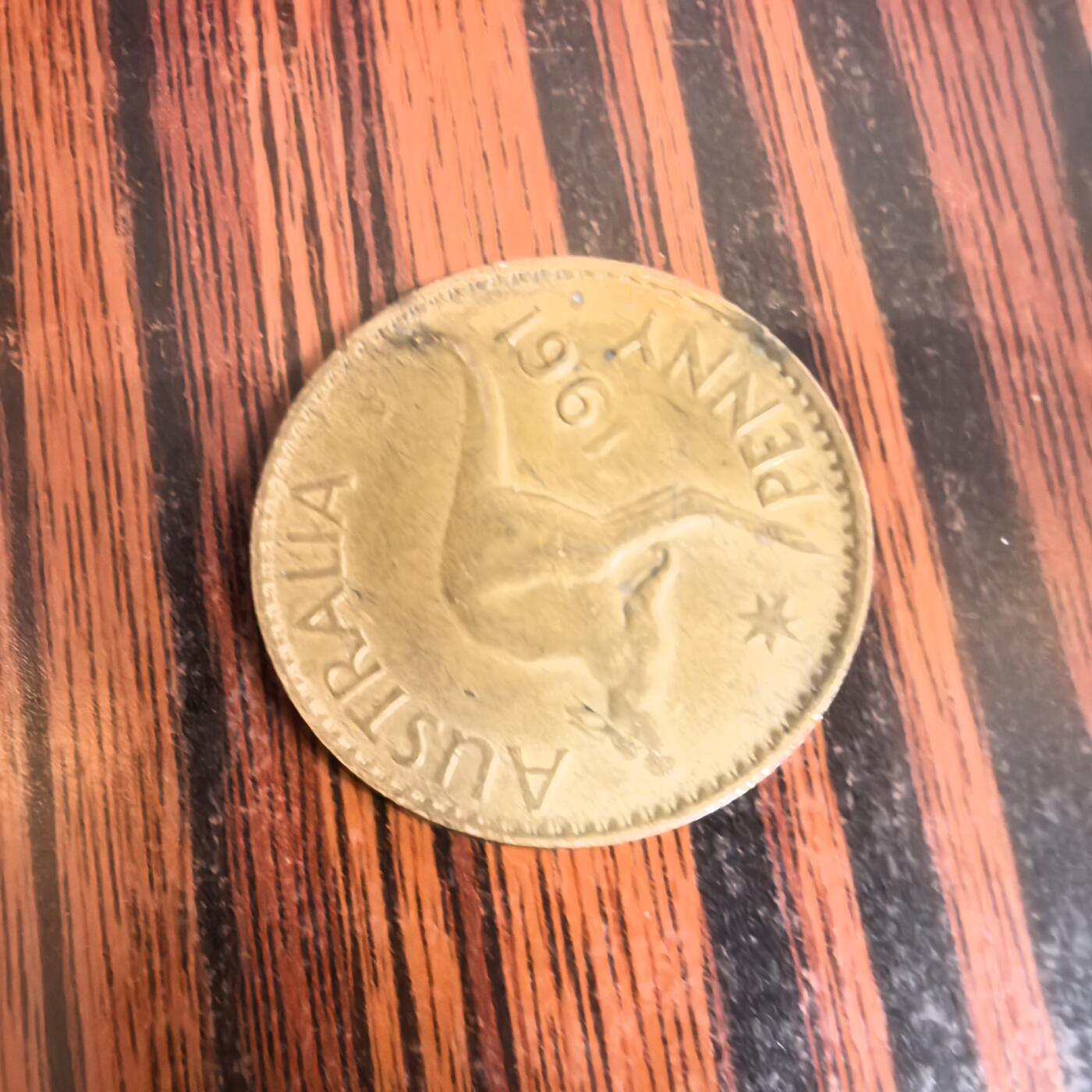 泡泡币外币第十八场可代拍15038385335微信 1961年澳大利亚袋鼠币。