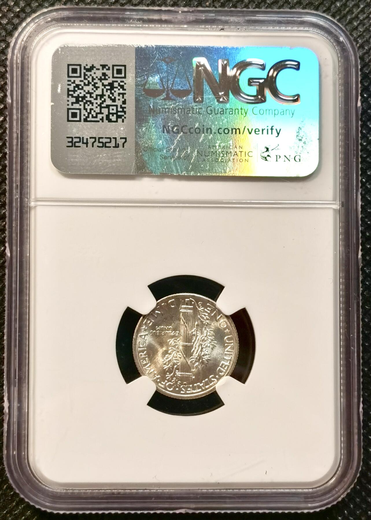 甄臻铺-世界币章拍卖（第37期），送拍享返佣金等优惠多多 NGC-MS66FB 1944年D版小飞侠，高分，FB后缀少见