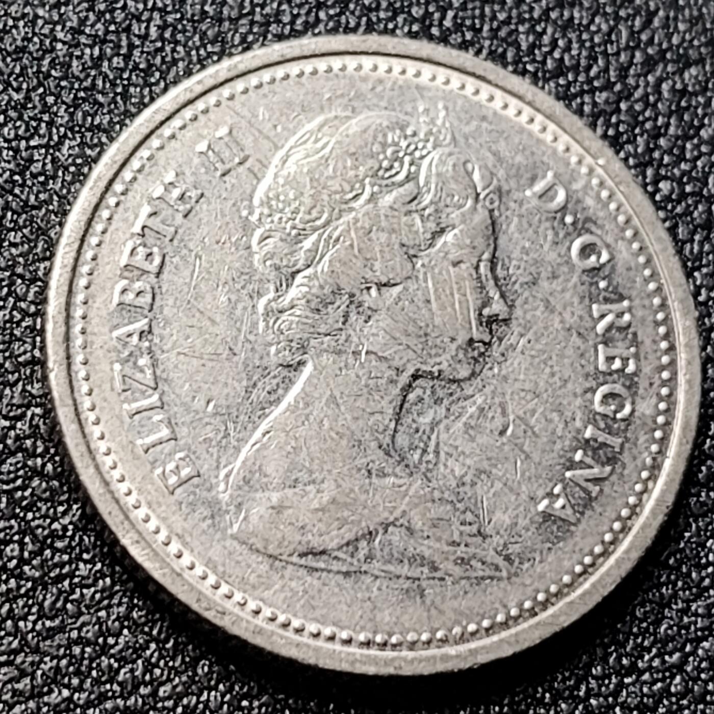 泉币菌-第120场-精品福利场 高币值 加拿大1985年1/4加拿大元 伊丽莎白二世 驯鹿 24mm