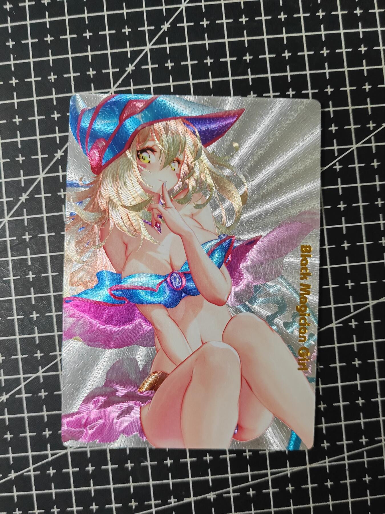 铃鹿第九期（提示一：自制卡难免瑕疵，可能存在撞角爆边等出厂瑕疵，介意慎拍；提示二：参拍请慎重，跑单押金不退的））