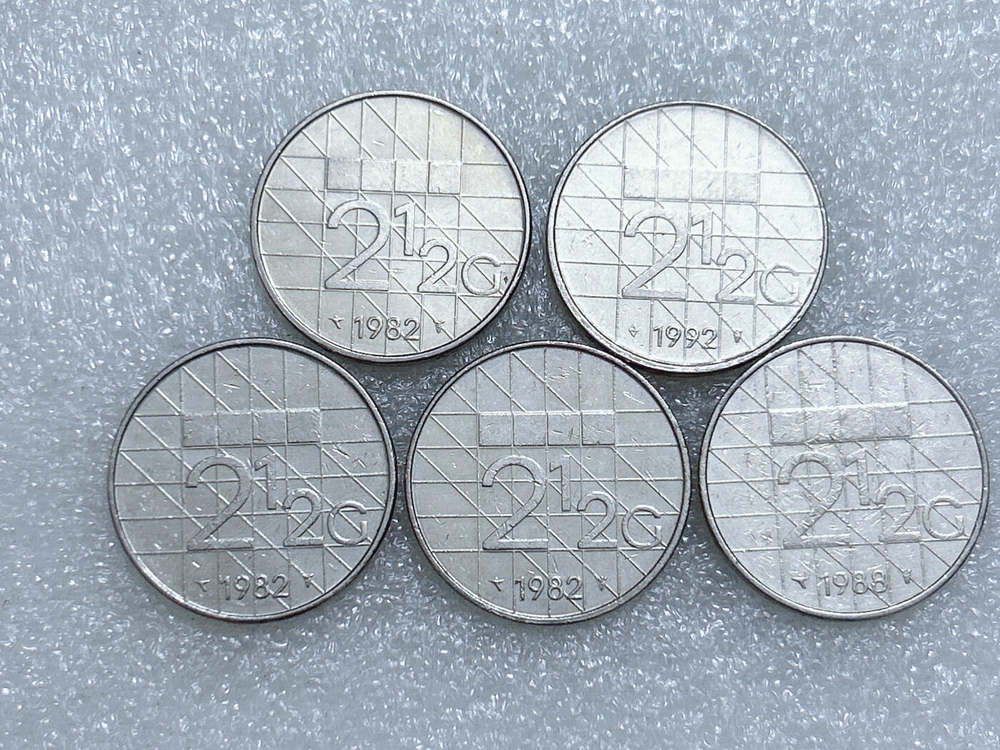 第一海外回流一元起拍收藏 散集专场  第260期 荷兰2.5盾硬币 贝娅特丽克丝女王 5枚