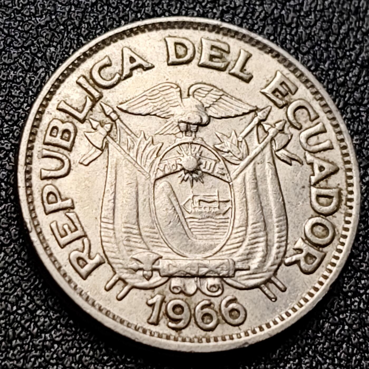 泉币菌-第120场-精品福利场 好品 1966年 厄瓜多尔20分 镀镍钢 21mm 