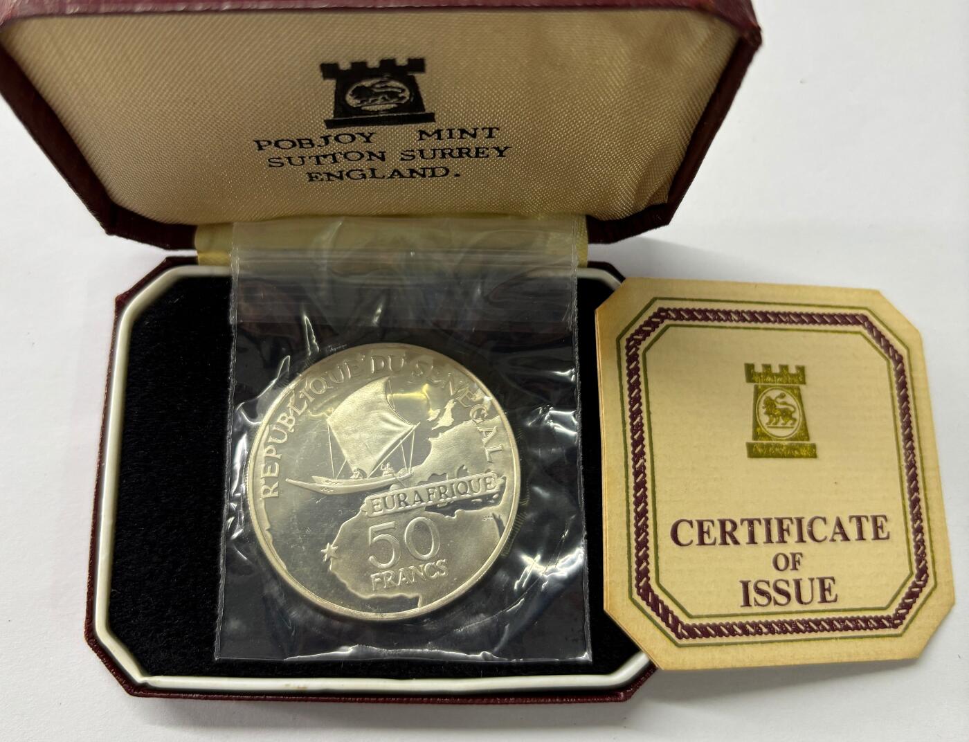 【雨安】【世界币章112-113期】周五/周六 两场连拍 2025-10-31 周五 19:30 保真 8秒倒数自动落锤 高效拍卖  [现代钱币] Great Britain 英国普乔伊造币场 50法郎 1975年 塞内加尔政治家桑戈尔 [28.70 g., 0.925 Silver]