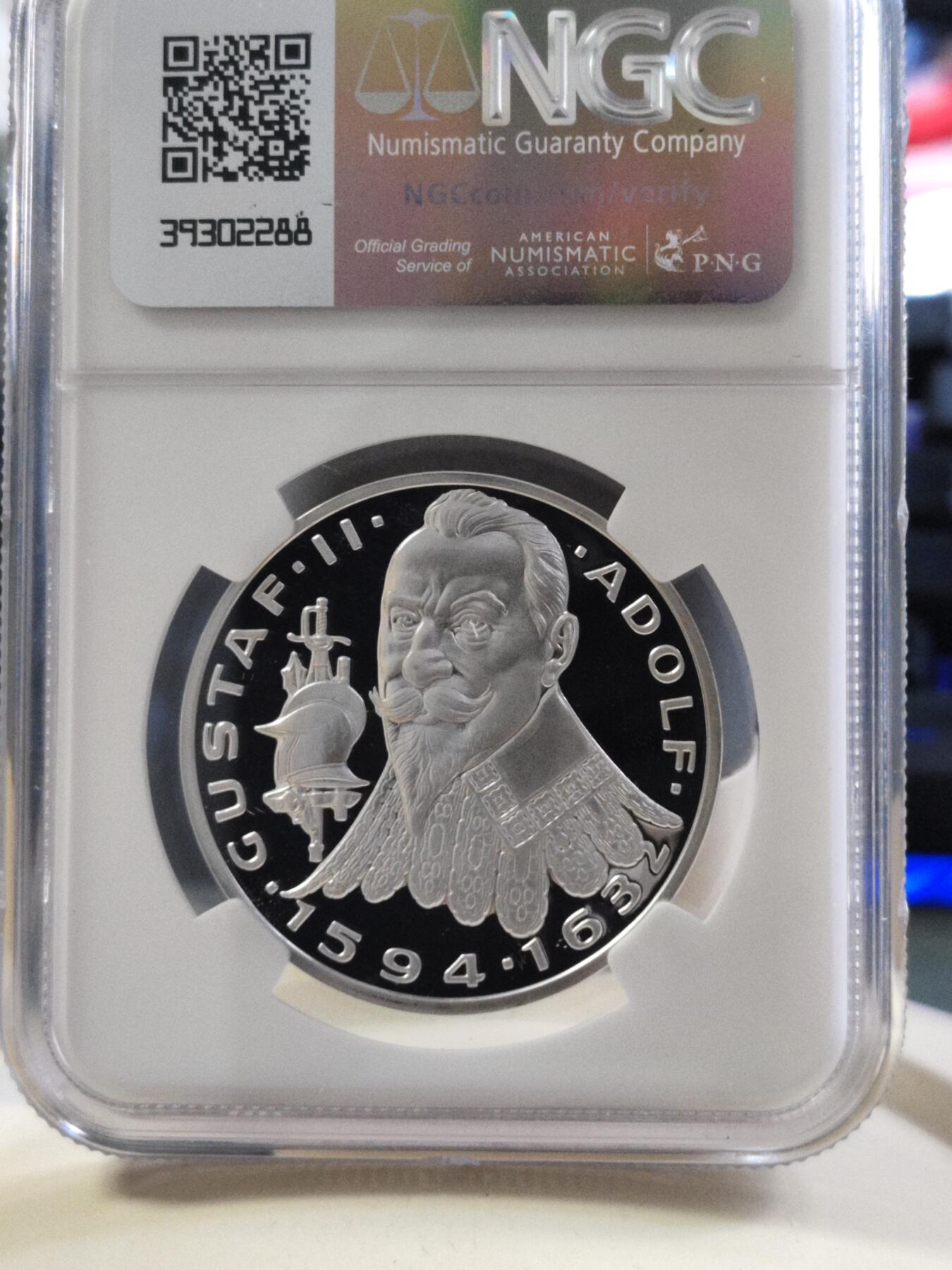 第180期拍卖【长期征集拍品】【北京币展专场】 瑞典1998年20埃居 欧洲人物古斯塔夫阿道夫将军精制纪念银币NGC-PF69,27克，925银