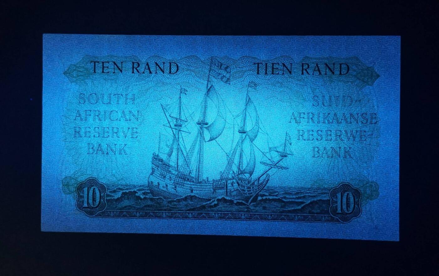 《艾美收藏》第218期-11.2周日外币荟萃 南非早期10兰特UNC 角不太绝 原票原汁原味 少见品种大票幅