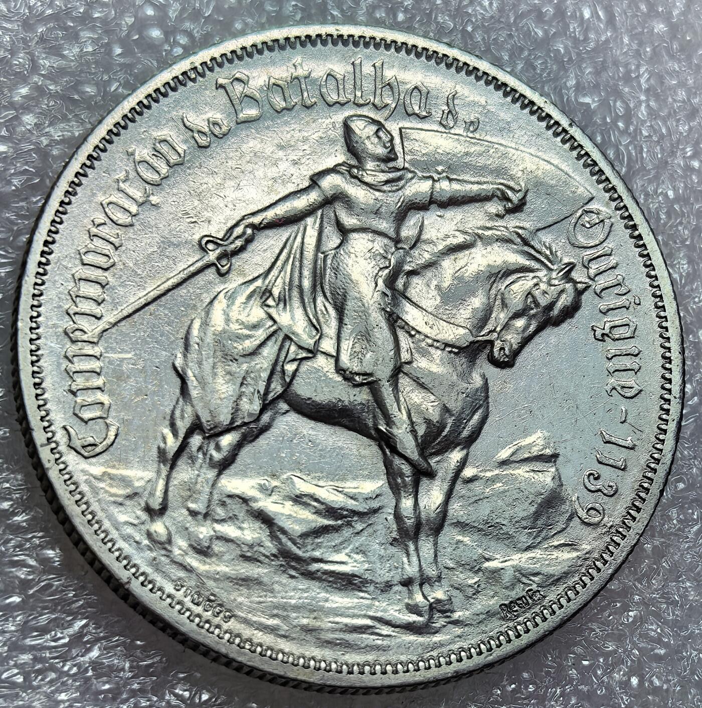 埃及、德属东非、匈牙利、葡萄牙、沙俄古银币古铜币，周五晚上九点倒数截拍，满百包邮，可寄存半年，喜欢朋友微信扫描二维码可直接参拍 葡萄牙1928年10埃斯库多银币，km579