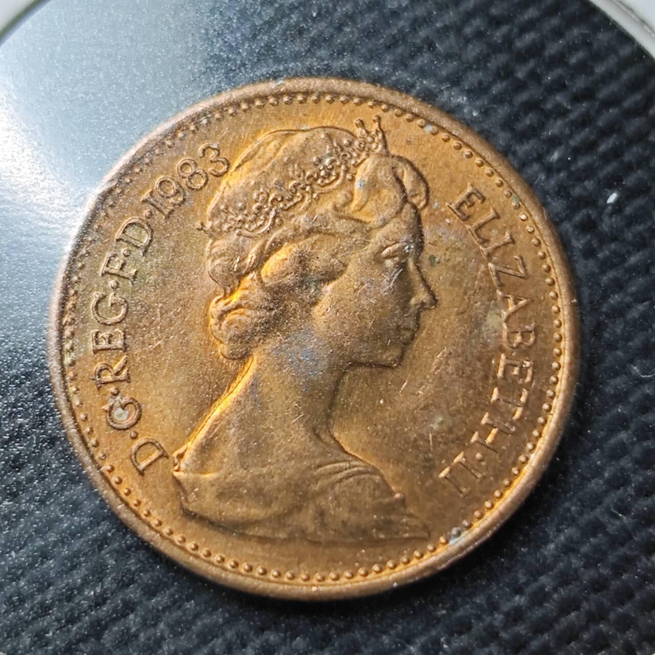 KK钱币收藏小铺  第362场  2月预留时间 周末发货 1983英国半便士铜币 好品 