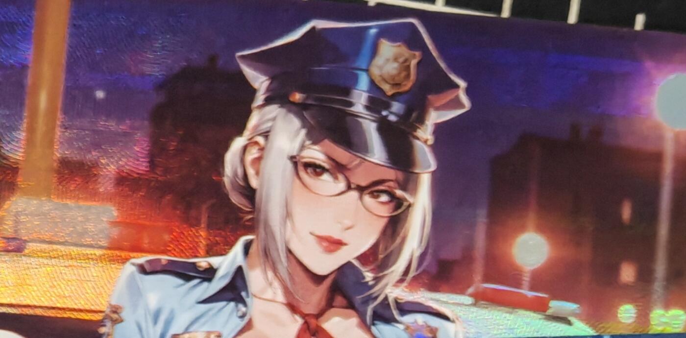 铃鹿第九期（提示一：自制卡难免瑕疵，可能存在撞角爆边等出厂瑕疵，介意慎拍；提示二：参拍请慎重，跑单押金不退的）） 女警艺术卡1