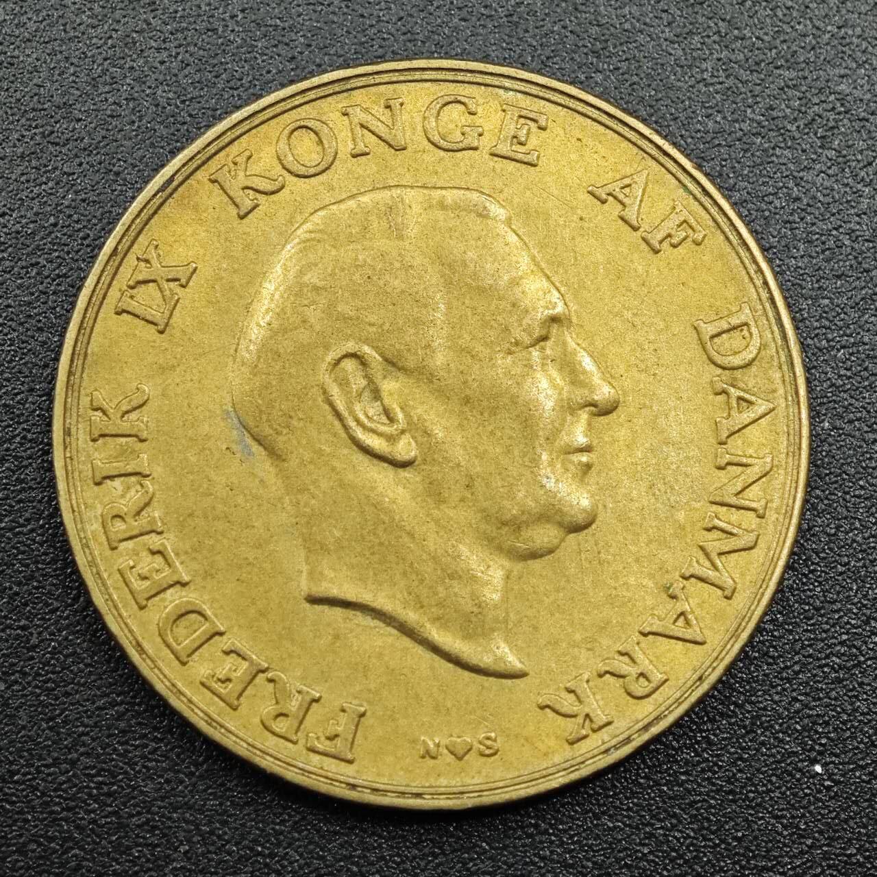 【淘币小摊】实时拍第七百八十一拍   散币场   满百包邮可预留二周 每周一统一发货   丹麦1947年1克朗铜币