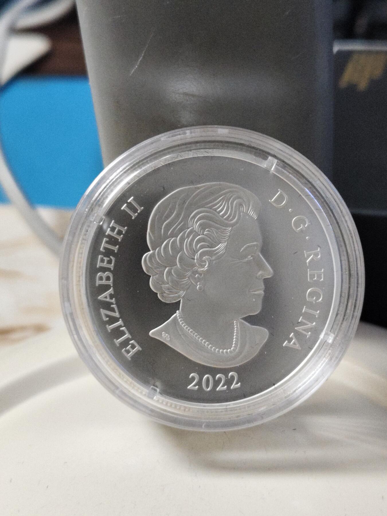 第180期拍卖【长期征集拍品】【北京币展专场】 加拿大2022年伊丽莎白二世钻石皇冠头饰纪念银币，9999银，发行4500枚