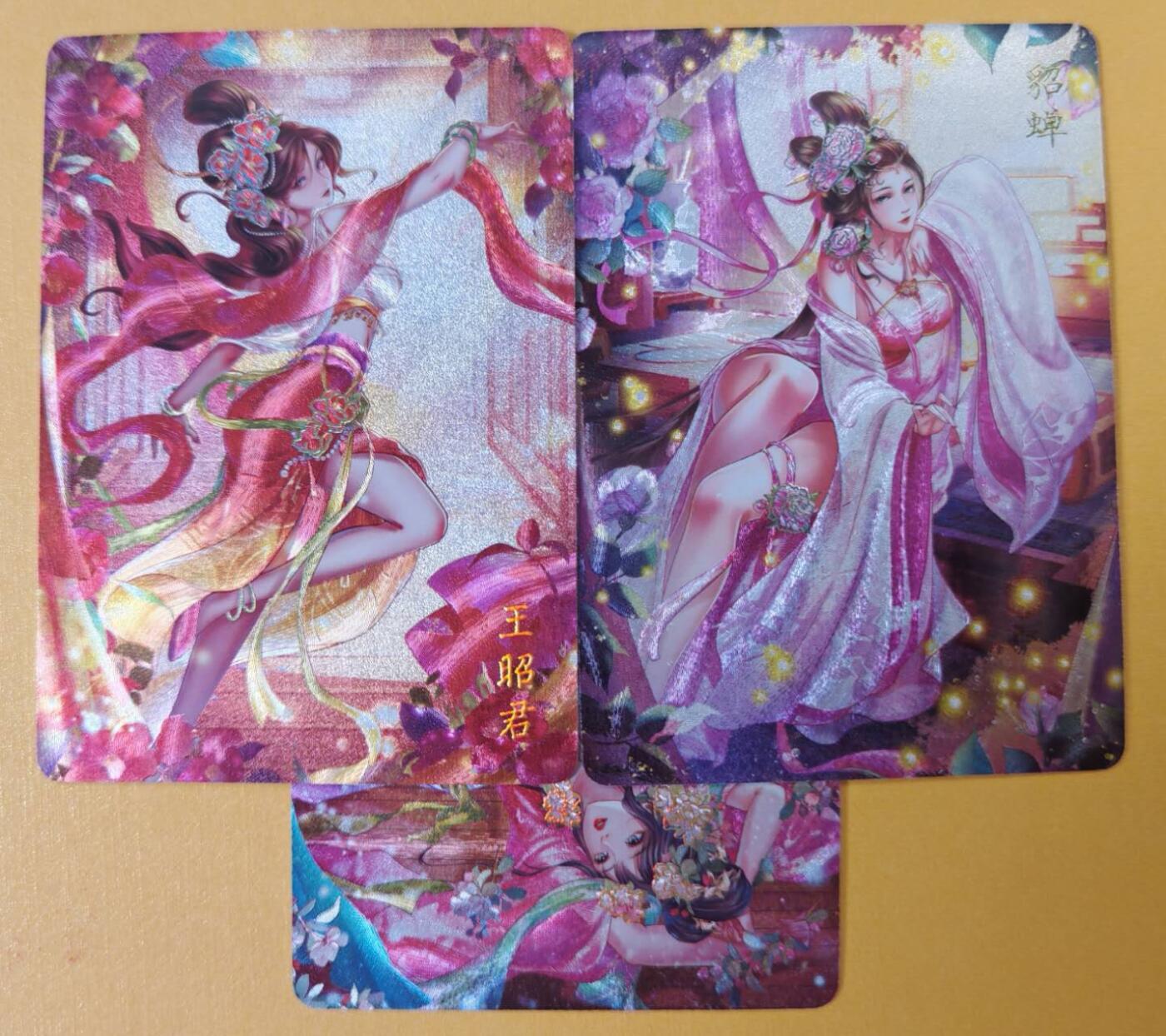 趣卡卡拍No.18期（无佣金免手续费，分享成交有奖） 【幻彩折光特卡】焱卡文化-解语花完结弹特卡 玲姐十二花神 三花神幻彩折光特卡（山茶花+芙蓉花+海棠花）